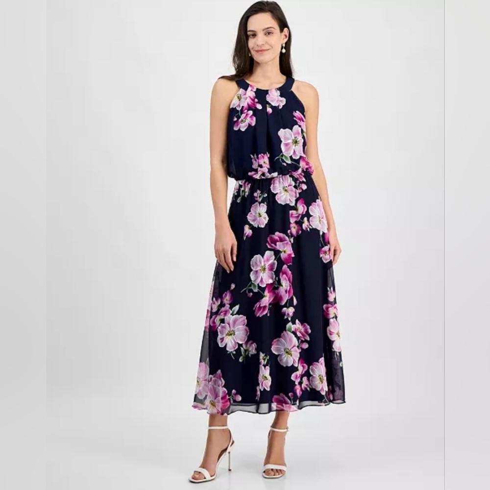 Women's Clothing (909)
